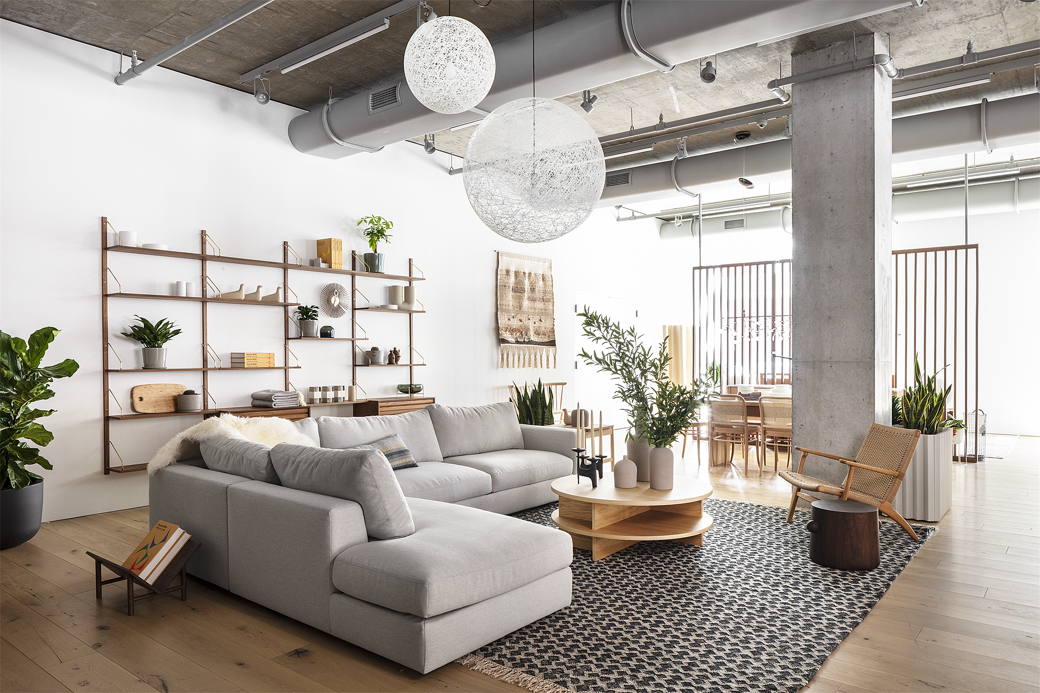 DESIGN WITHIN REACH 3